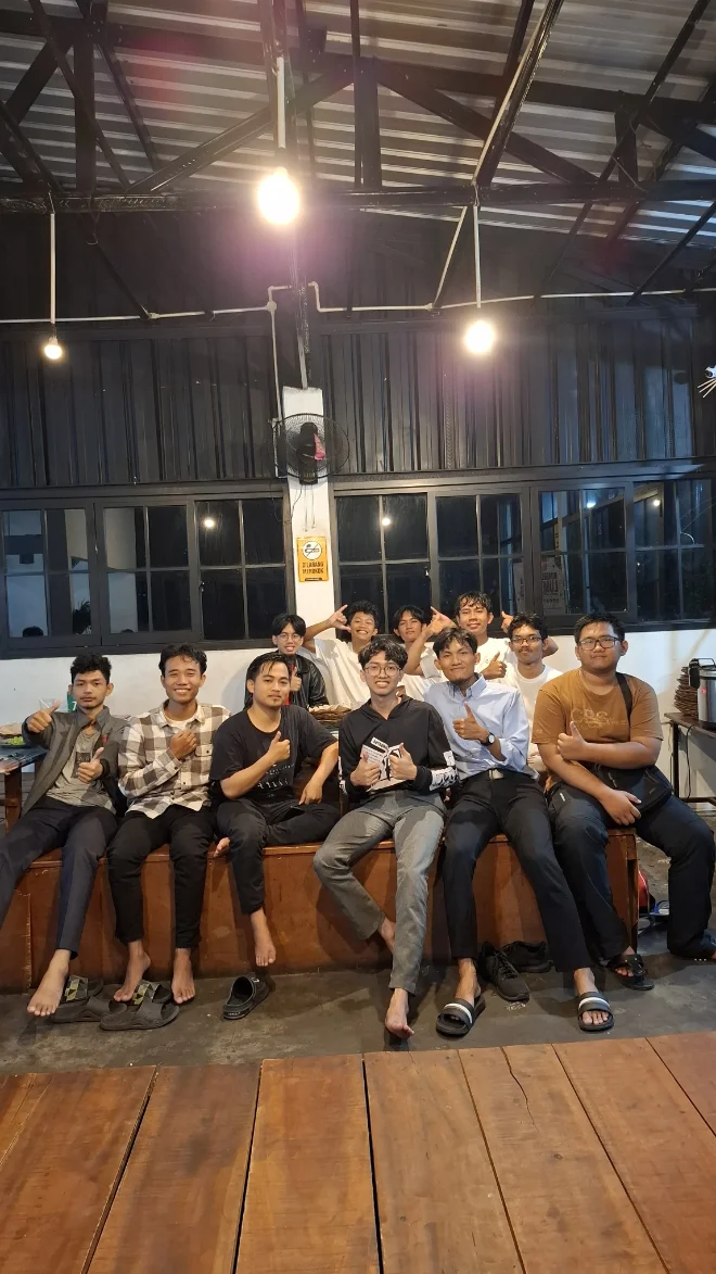 Tim JWM sedang mengerjakan website dan sistem custom